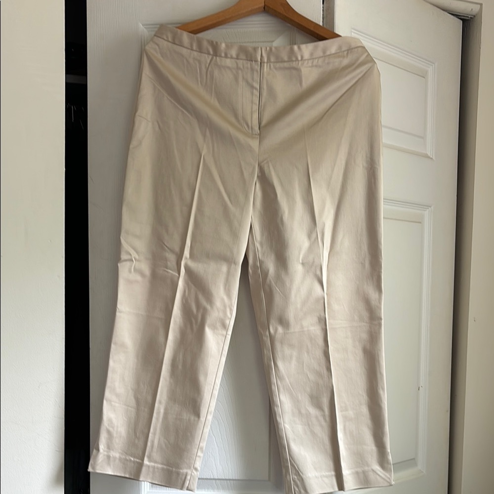 Charter Club Cream Cropped Pants